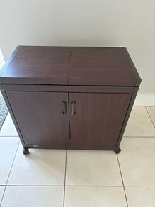 Hostess trolly