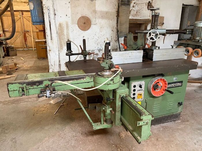 Spindle moulder