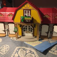 Play mobile horse stables