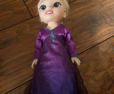 Singing Elsa doll