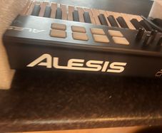 Alesis V25 MK 2