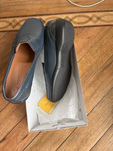 Ladies Unworn 2 Pairs Porto Maserati Leather Moccasin Size 38 Shoes