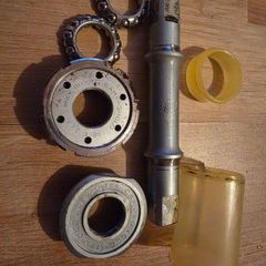 Campagnolo Record 80's Bottom Bracket