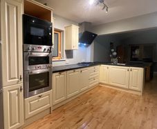 Kitchen Units with Integrated Oven & Microwave