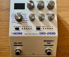 Boss DD 200