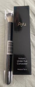 Ayu instant under eye concealer and highlighter brush