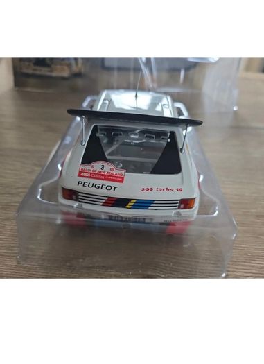 Ixo Peugeot 205t 16 1/18