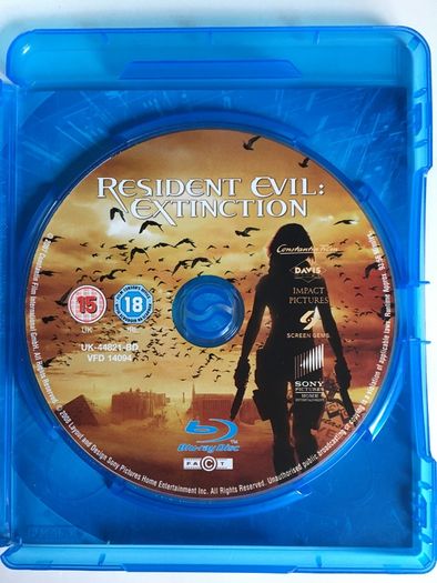 Resident Evil: Extinction [2007] Milla Jovovich, Oded Fehr, Ali Larter & Iain Glen [Blu-ray Movie]
