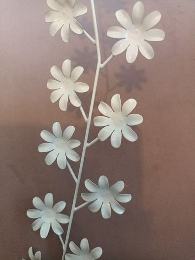 Decorative indoor metal decoration