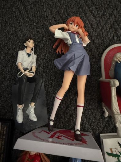 Neon Genesis Evangelion Figures and DVD