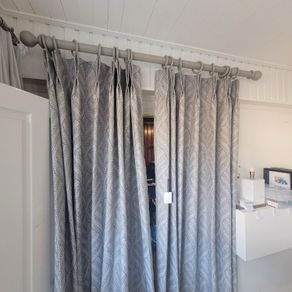 Scatterbox curtains 90 x 90