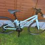 Specialized Hybrid Bike Image 4