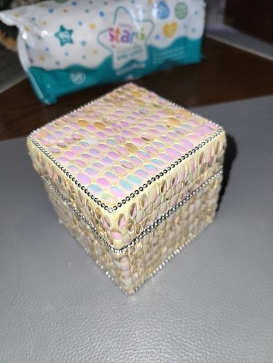 Trinket box