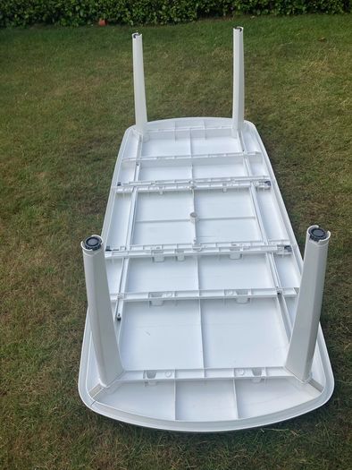 Extendable Large Garden Table