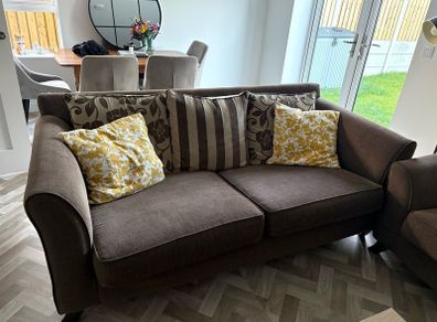 3 seat & 2 seat couches