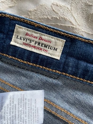 Levi's 724 High Rise Straight Jeans - W29 L32 - Premium Italian Denim