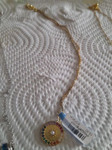ladies silver chain and pendant