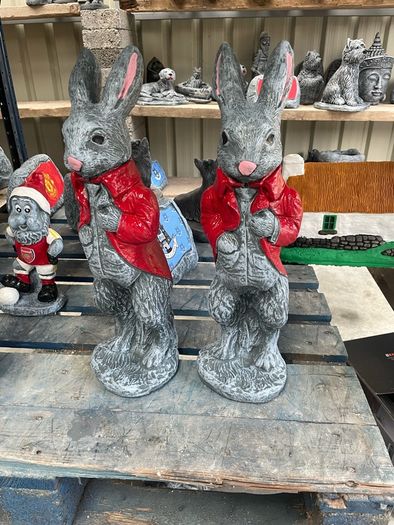 garden ornaments