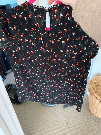 floral blouse