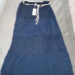 ladies skirt
