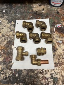 1" Brass pipe corners