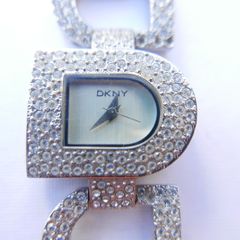 Dkny Ny3915 Womens Quartz Dress Watch Crystal Encrusted Face And Strap A Beauty