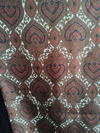 Vintage unisex Belvedere Wien Vienna silk scarf with cotton lining paisley design circa 1970's made in Austria 120cm x 27cm in very good condition and has been well cared for FREE STANDARD POSTAGE INCLUDED