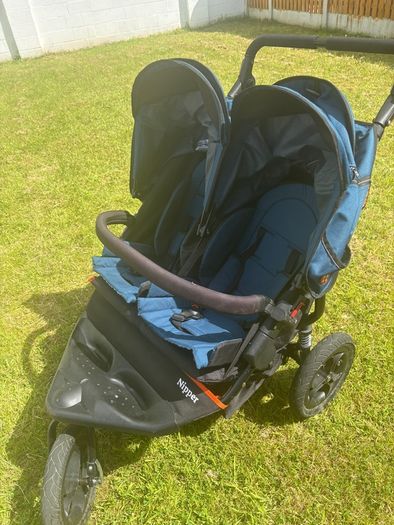 nipper out and about double buggy