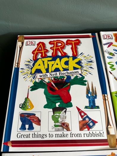 Adults and Children - A Large Selection of Art Material, Table Top Easels, Sketch Pads, Mindfulness Books, Acrylic Paints, Charcoal pencils, Pastels, Calligraphy etc etc
