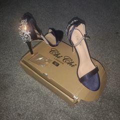 Chi Chi London Navy heels
