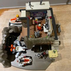 Playmobil spy base