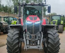 Massey Ferguson 8s 265 dyna VT vario