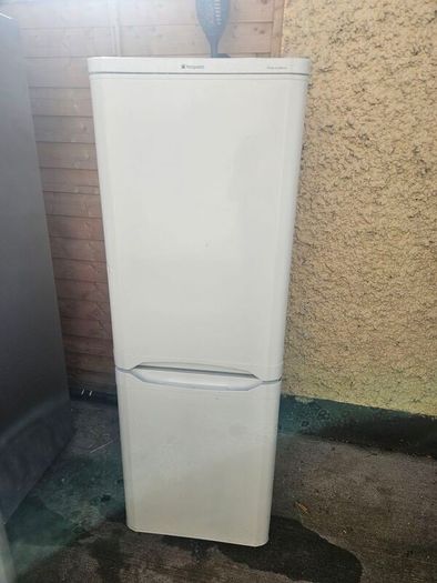 hotpoint fridge freezer
