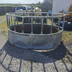 cattle feeder round