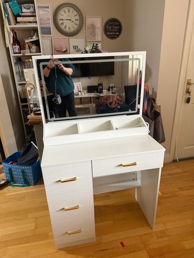 Vanity/ Dressing table