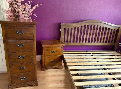 Bed, Chest Drawers and Bedside Table