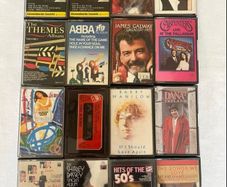 ABBA, Simon and Garfunkel, Shirley Bassey, The Carpenters and other artists cassette tape bundle