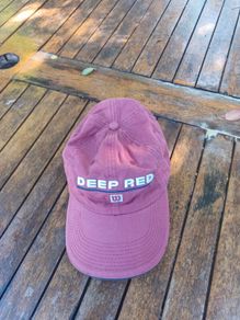 Wilson deep red golf cap