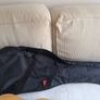 Guitar (kids) with case Image 4