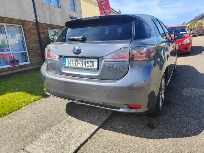 Lexus CT200H