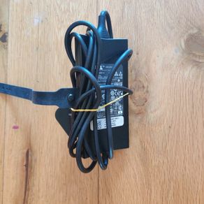90-watt Dell slim laptop power adapter Charger