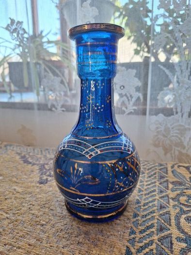 Vintage cobalt blue decorative vase