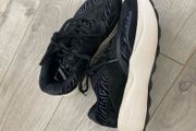 Zara trainers size EUR36