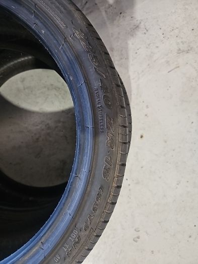 Pirelli 225 40 18