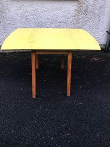 drop leaf dining table