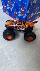 Hot wheels