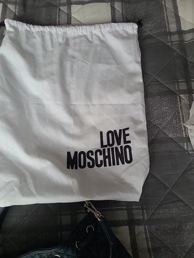 Love moschino bucket bag