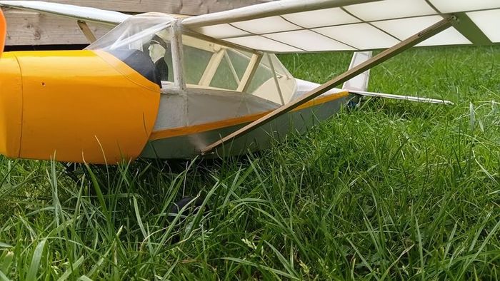 radio controlled model airplane