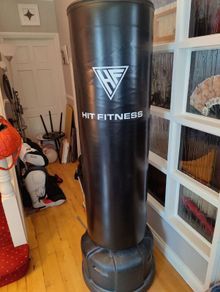 Hit boxing punch bag