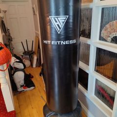 Hit boxing punch bag